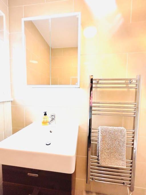 Luxury Apartment Top Location Rds, Aviva 5 Min Walk Дъблин Екстериор снимка
